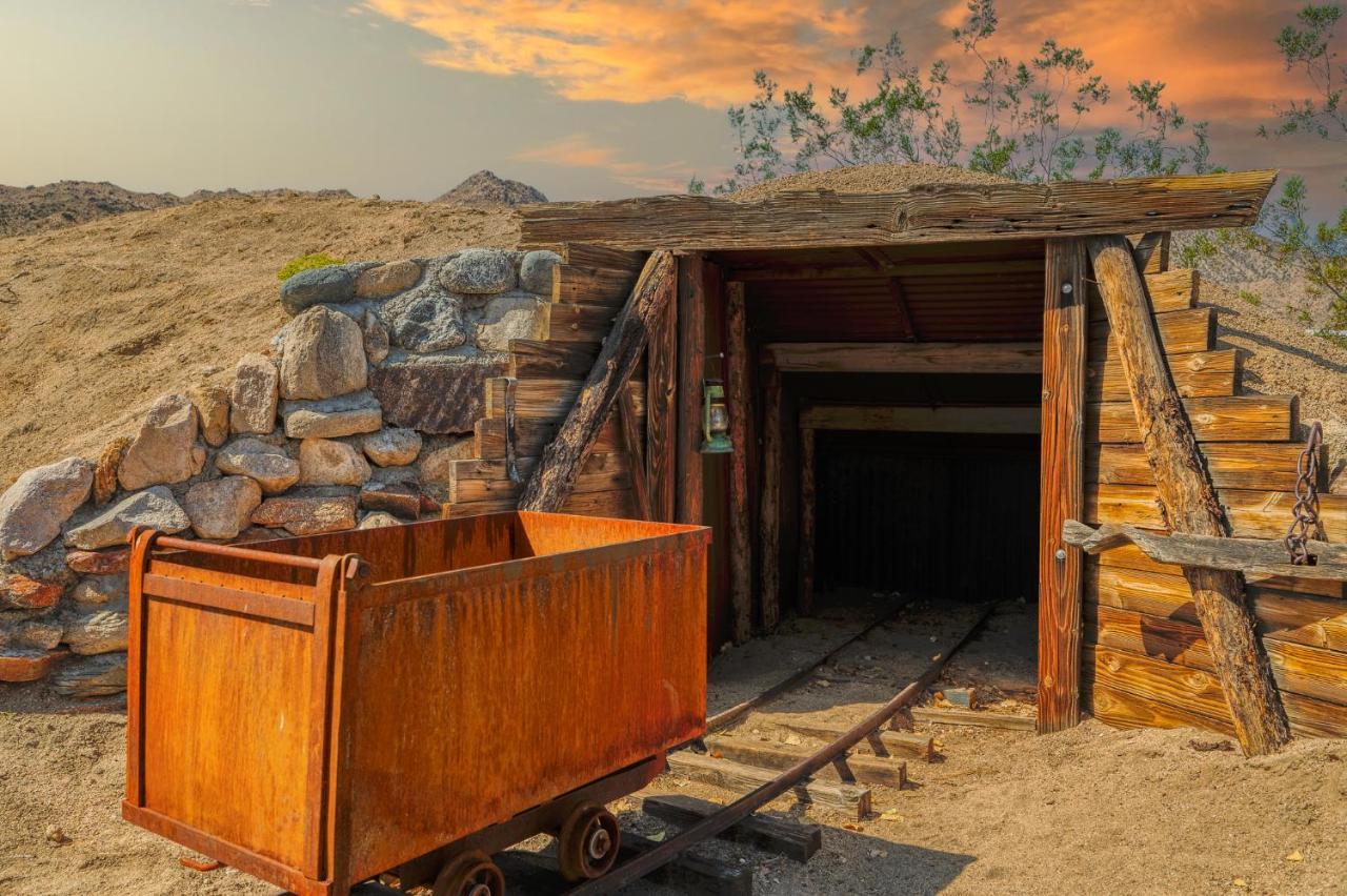 @ Marbella Lane - The Wine Mine Desert Escape ジョシュア・ツリー エクステリア 写真