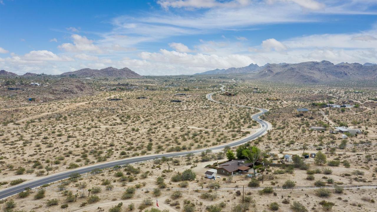 @ Marbella Lane - The Wine Mine Desert Escape ジョシュア・ツリー エクステリア 写真